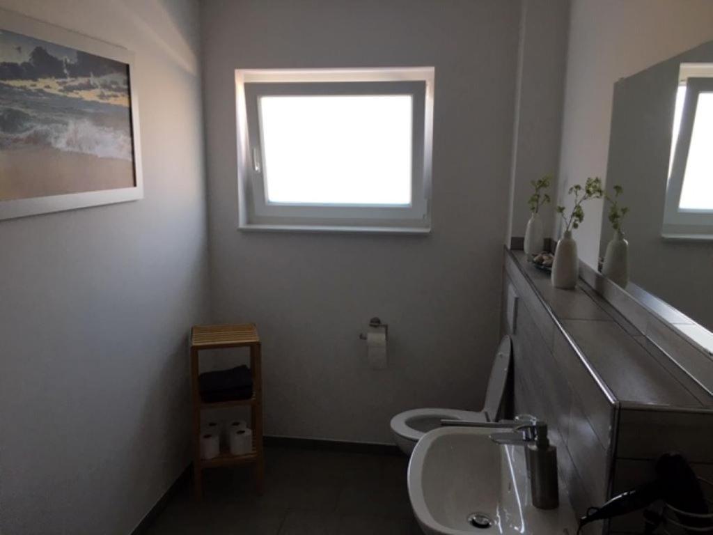 Gaeste Und Messezimmer Adelheidsdorf エクステリア 写真